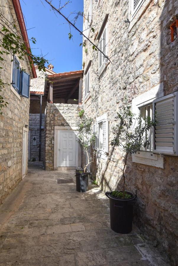 Sambra Old Town Apartment Будва Екстер'єр фото
